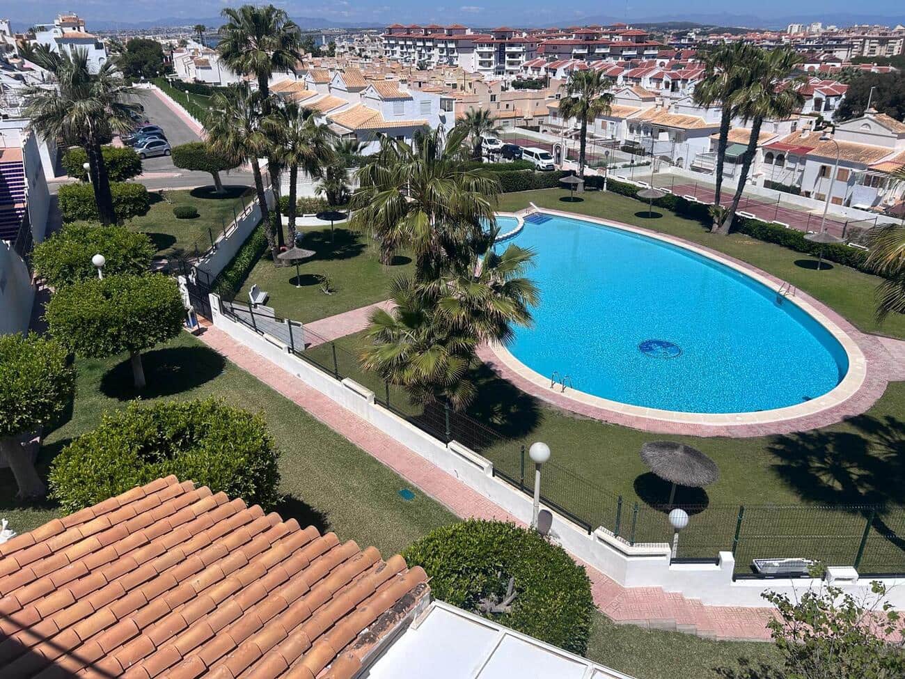 3 makuuhuone Huoneisto myytävänä paikassa Torrevieja - 249 900 € (Ref: 9790900)