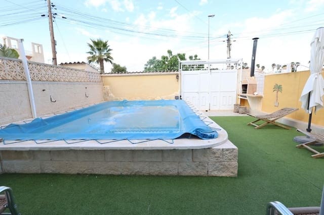 3 slaapkamer Huis te koop in El Chaparral - La Siesta - La Torreta, Torrevieja met zwembad garage - € 209.000 (Ref: 9790905)