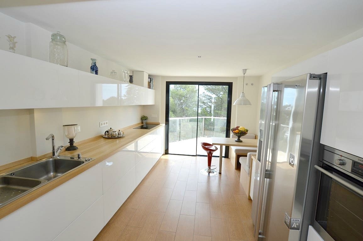 3 sovrum Villa till salu i Mijas med pool garage - 1 445 000 € (Ref: 9790914)