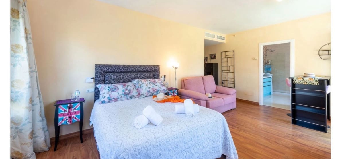 8 bedroom Villa for sale in Mijas with pool garage - € 1,795,000 (Ref: 9790915)