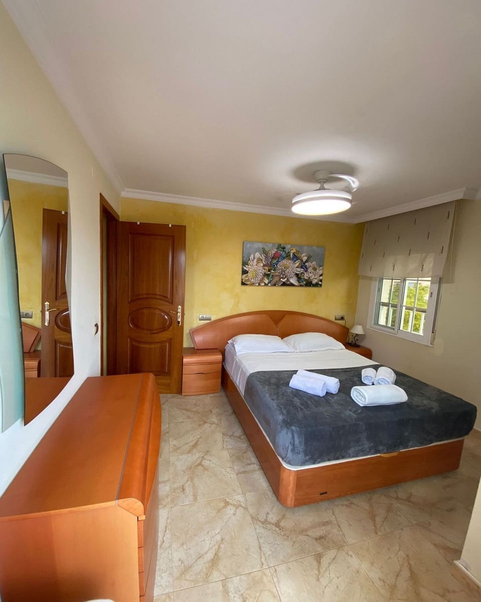 Apartamento de 2 habitaciones en Mijas Costa en venta con garaje - 325.000 € (Ref: 9794409)