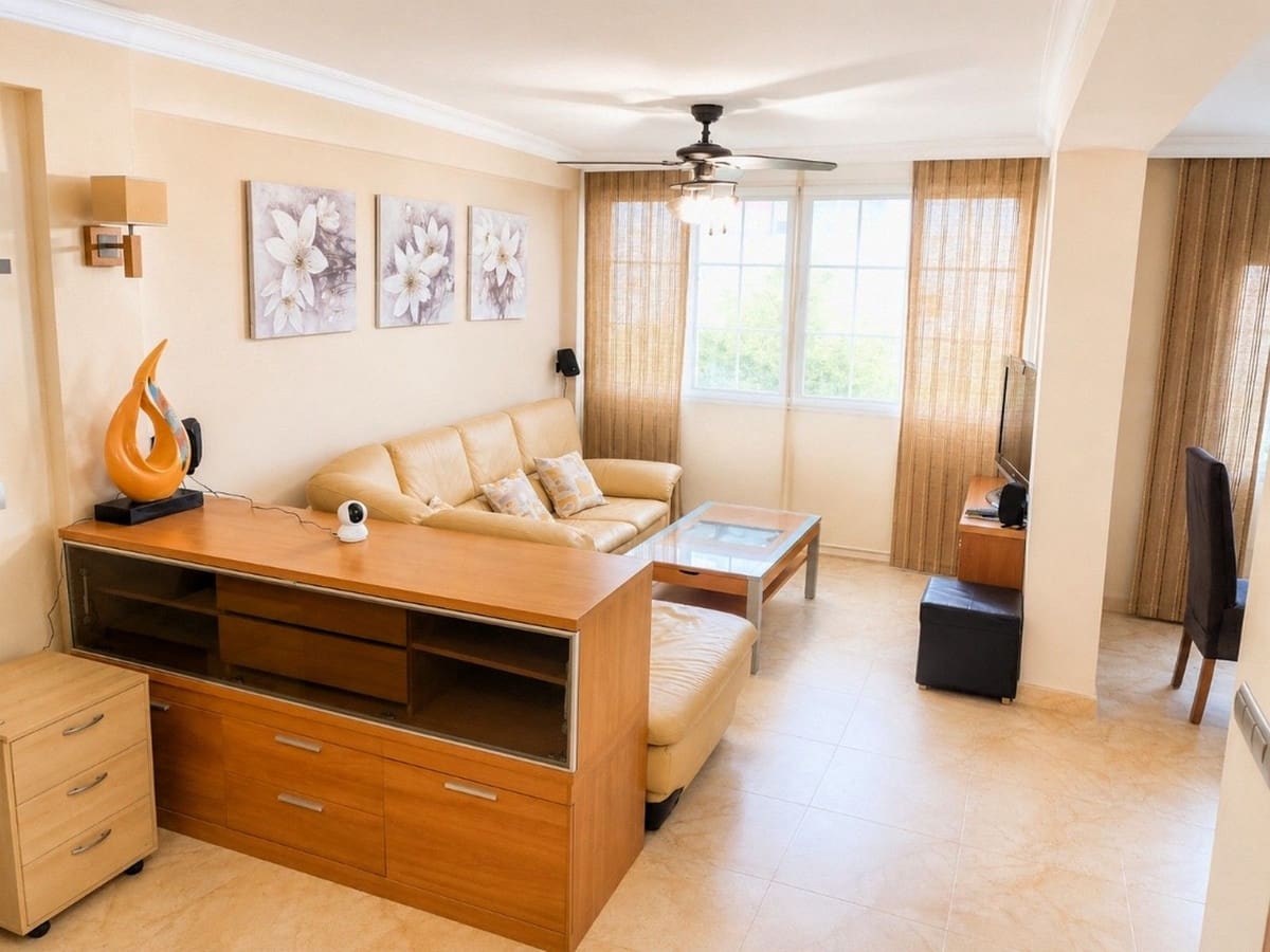 Apartamento de 2 habitaciones en Mijas Costa en venta con garaje - 325.000 € (Ref: 9794409)