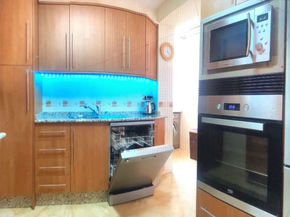 Apartamento de 2 habitaciones en Mijas Costa en venta con garaje - 325.000 € (Ref: 9794409)