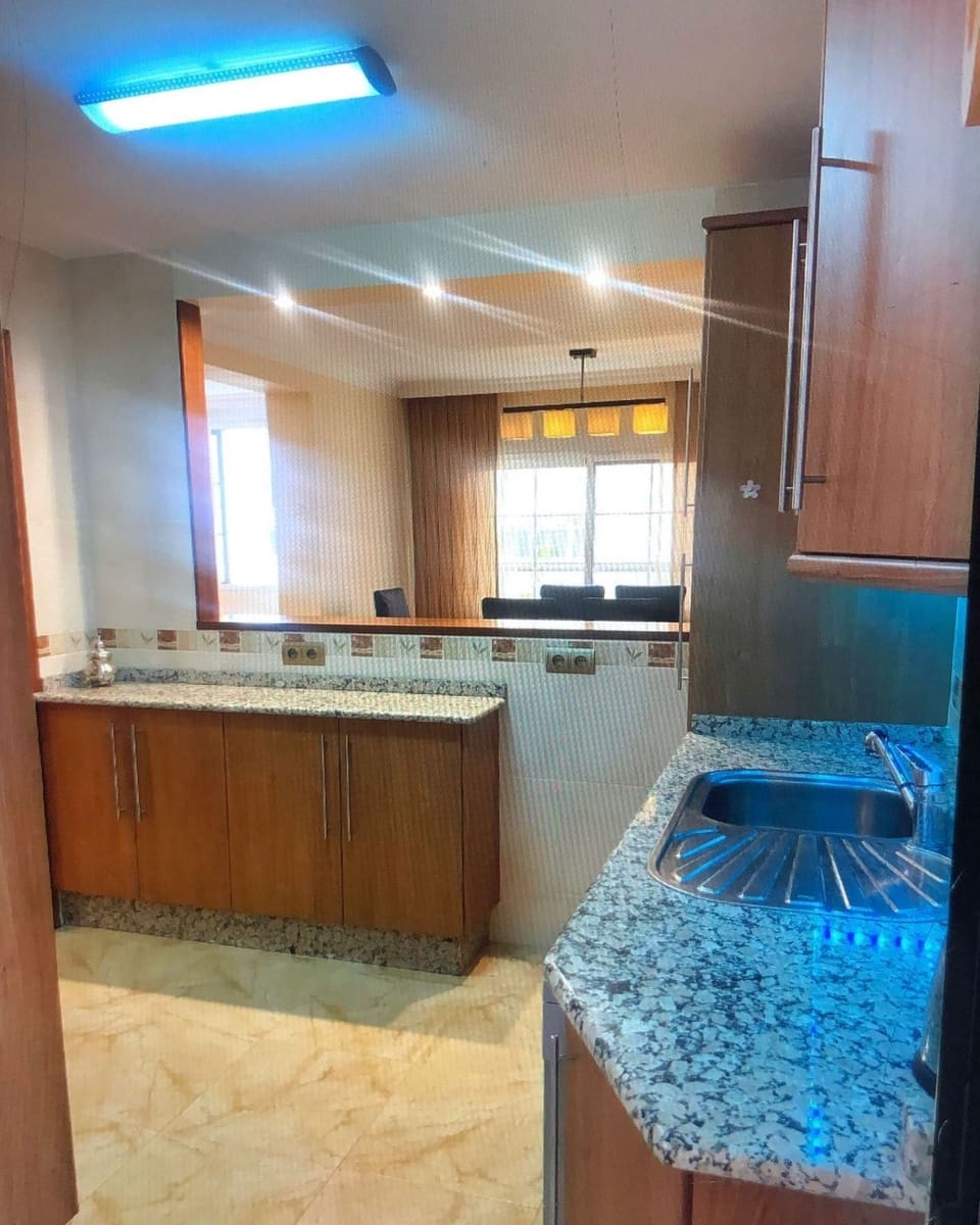 Apartamento de 2 habitaciones en Mijas Costa en venta con garaje - 325.000 € (Ref: 9794409)