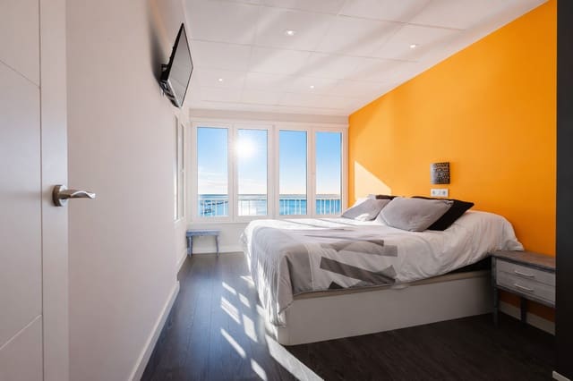 Apartamento de 3 habitaciones en Playa del Acequión, Torrevieja en venta con garaje - 389.500 € (Ref: 9794419)