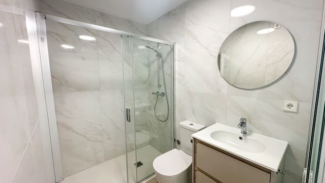 2 sypialnia Apartament przy plaży na sprzedaż w Playa Flamenca, Orihuela z basenem - 359 000 € (Ref: 9796956)