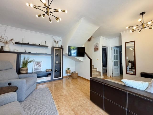 3 quarto Casa em Banda para venda em Los Frutales, Torrevieja com piscina - 249 900 € (Ref: 9796958)