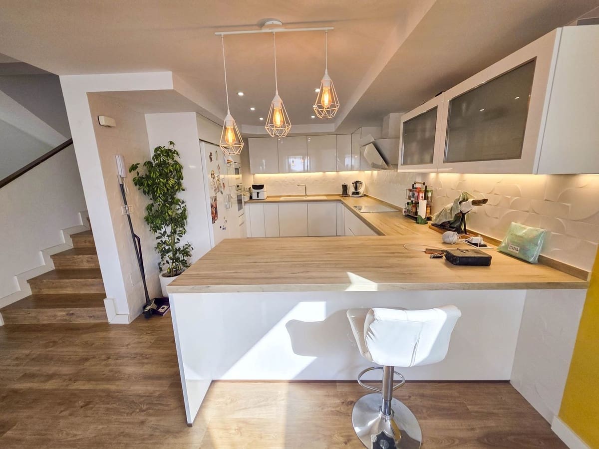 2 bedroom Villa for sale in Bahia de Casares - € 460,000 (Ref: 9796964)