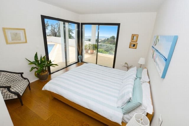3 chambre Villa/Maison à vendre à Mijas Costa, Mijas avec piscine garage - 1 445 000 € (Ref: 9796965)