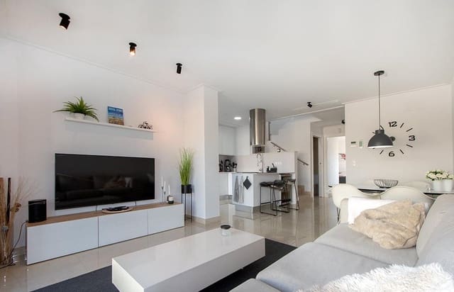 3 soverom Hus til salgs i Ciudad Quesada, Rojales med svømmebasseng garasje - € 415 000 (Ref: 9799093)