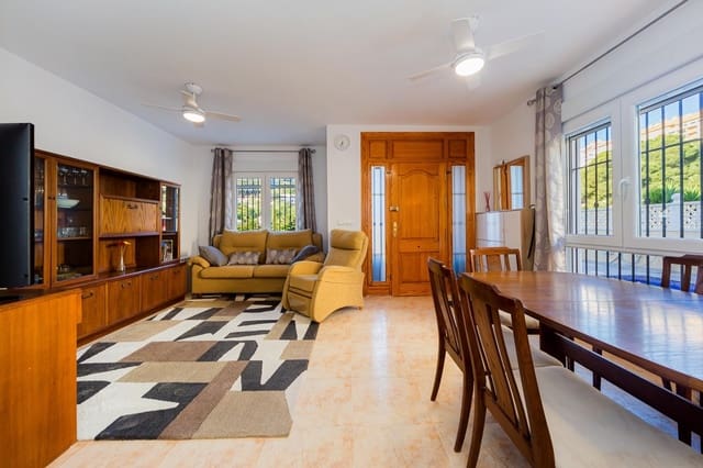 4 sypialnia Dom na sprzedaż w Lomas de Campoamor - Las Ramblas, Orihuela - 335 000 € (Ref: 9799096)