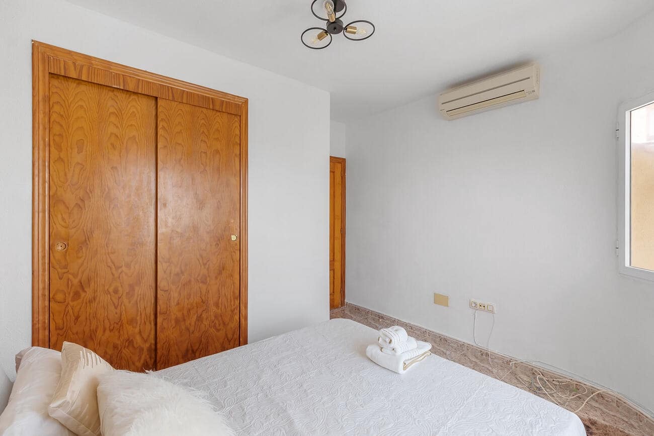 2 camera da letto Villetta Bifamiliare in vendita in Orihuela Costa con piscina - 185.000 € (Rif: 9799098)