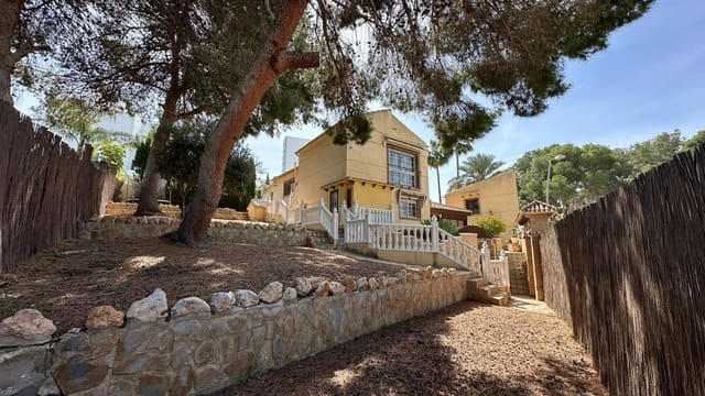 4 soverom Villa til salgs i Los Balcones - Los Altos, Torrevieja med svømmebasseng - € 490 000 (Ref: 9799100)