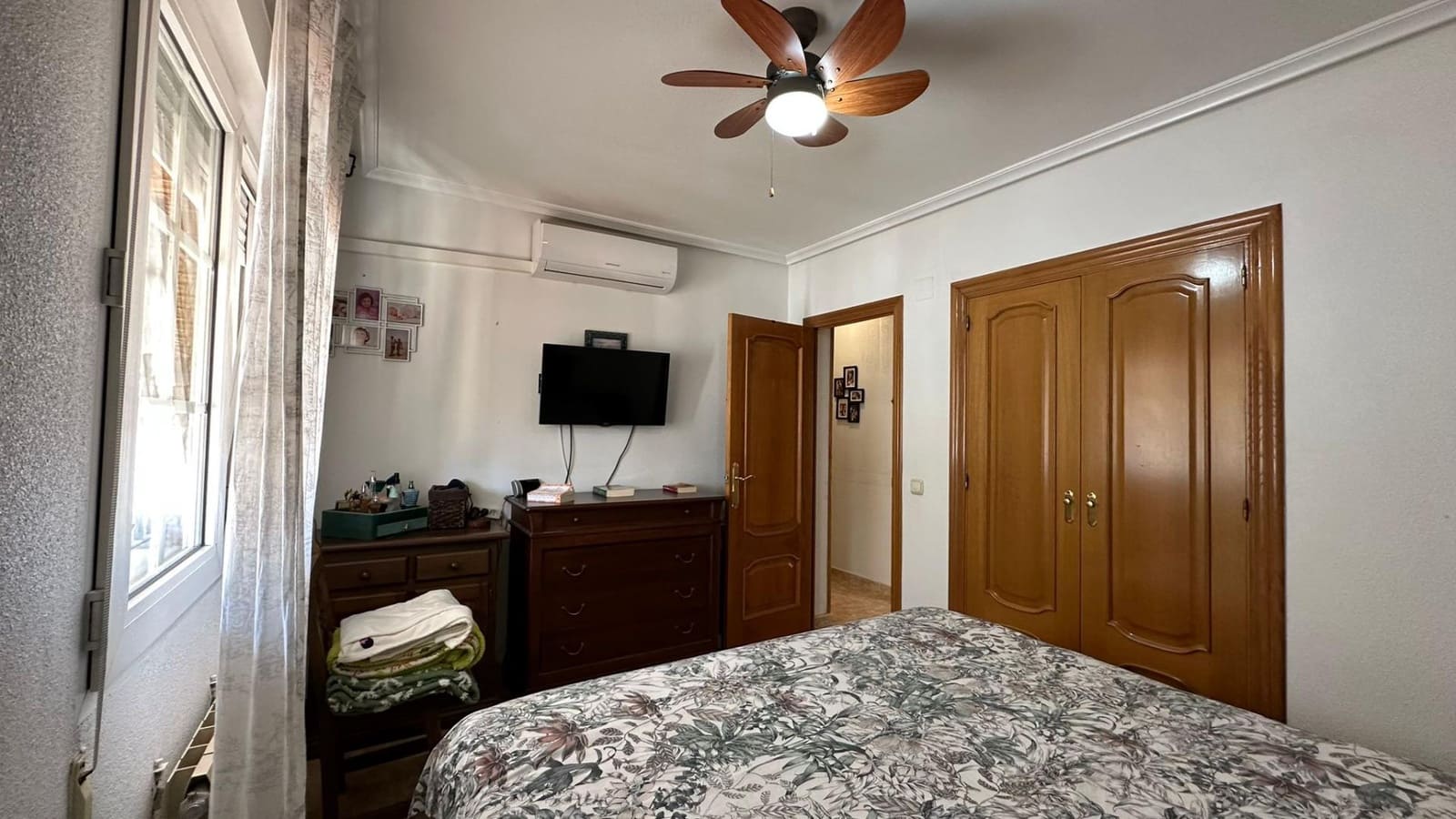 4 soverom Villa til salgs i Torrevieja med svømmebasseng - € 490 000 (Ref: 9799100)