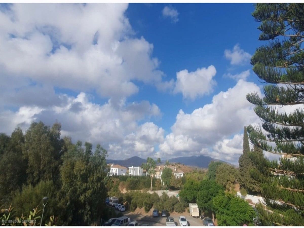 3 bedroom Apartment for sale in Mijas Costa with pool garage - € 375,000 (Ref: 9804174)