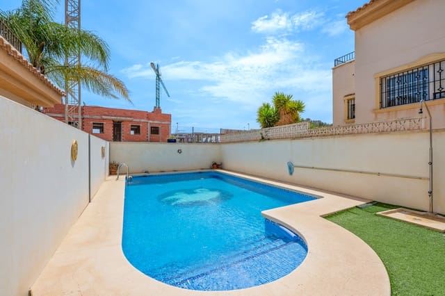2 bedroom Townhouse for sale in San Miguel de Salinas with garage - € 189,500 (Ref: 9804175)