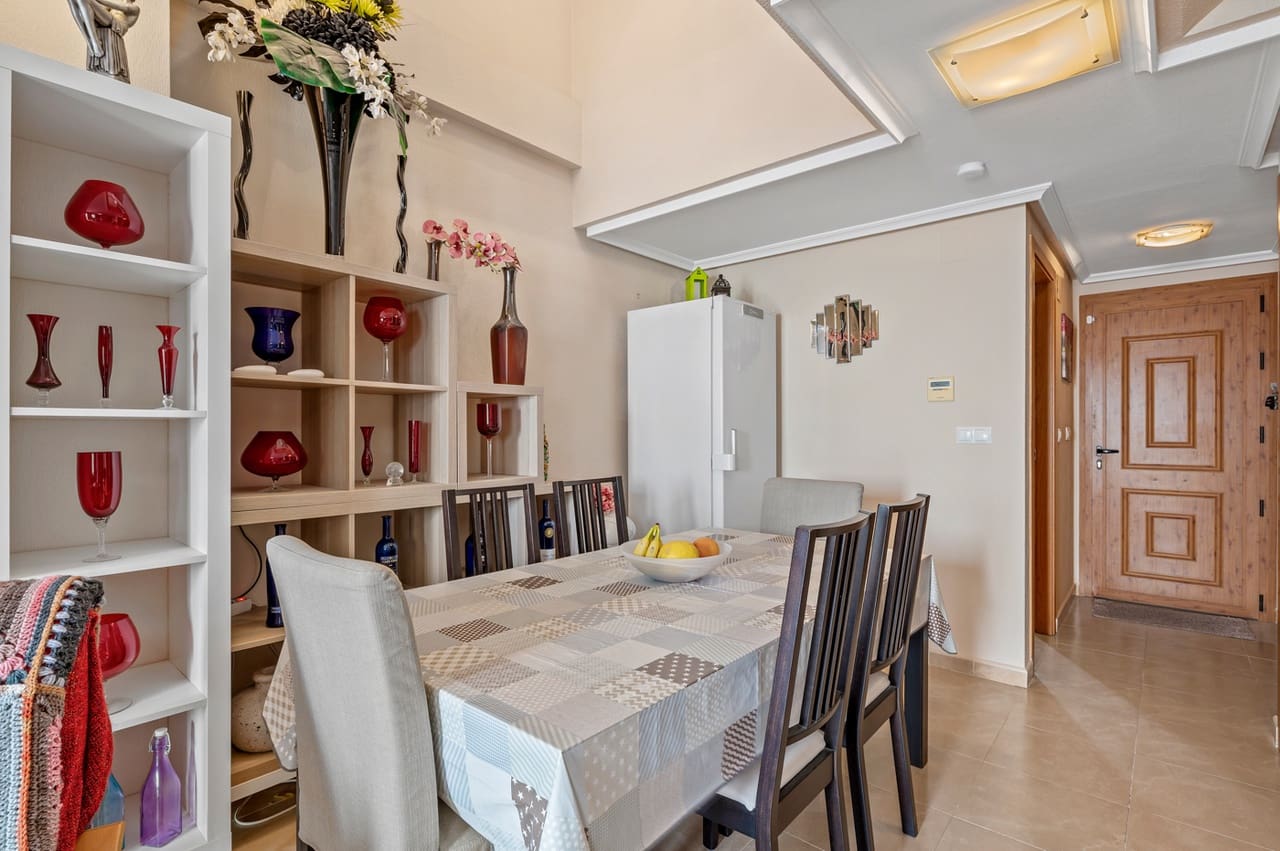 2 bedroom Townhouse for sale in San Miguel de Salinas with garage - € 189,500 (Ref: 9804175)