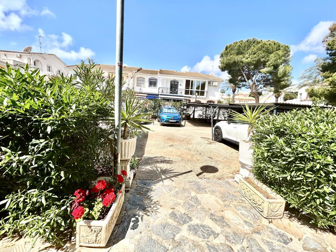 2 soveværelse Lejlighed til salg i La Zenia med garage - € 189.900 (Ref: 9804178)