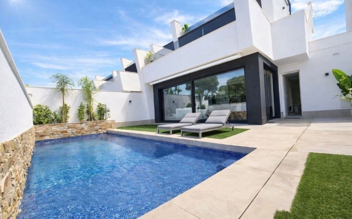 3 slaapkamer Villa te koop in Santiago de la Ribera met zwembad garage - € 599.000 (Ref: 9804183)