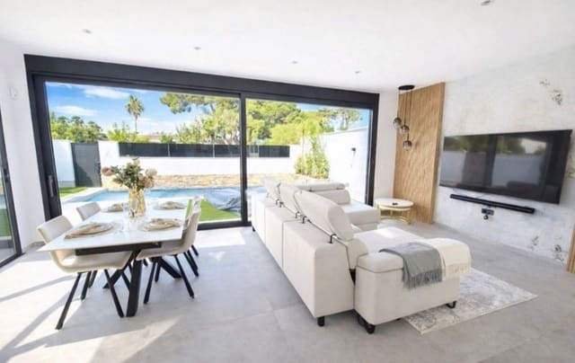 3 soveværelse Villa til salg i Santiago de la Ribera, San Javier med swimmingpool garage - € 599.000 (Ref: 9804183)