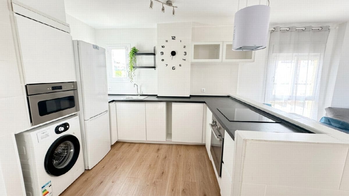 3 chambre Appartement à vendre à Elviria avec piscine - 400 000 € (Ref: 9806319)