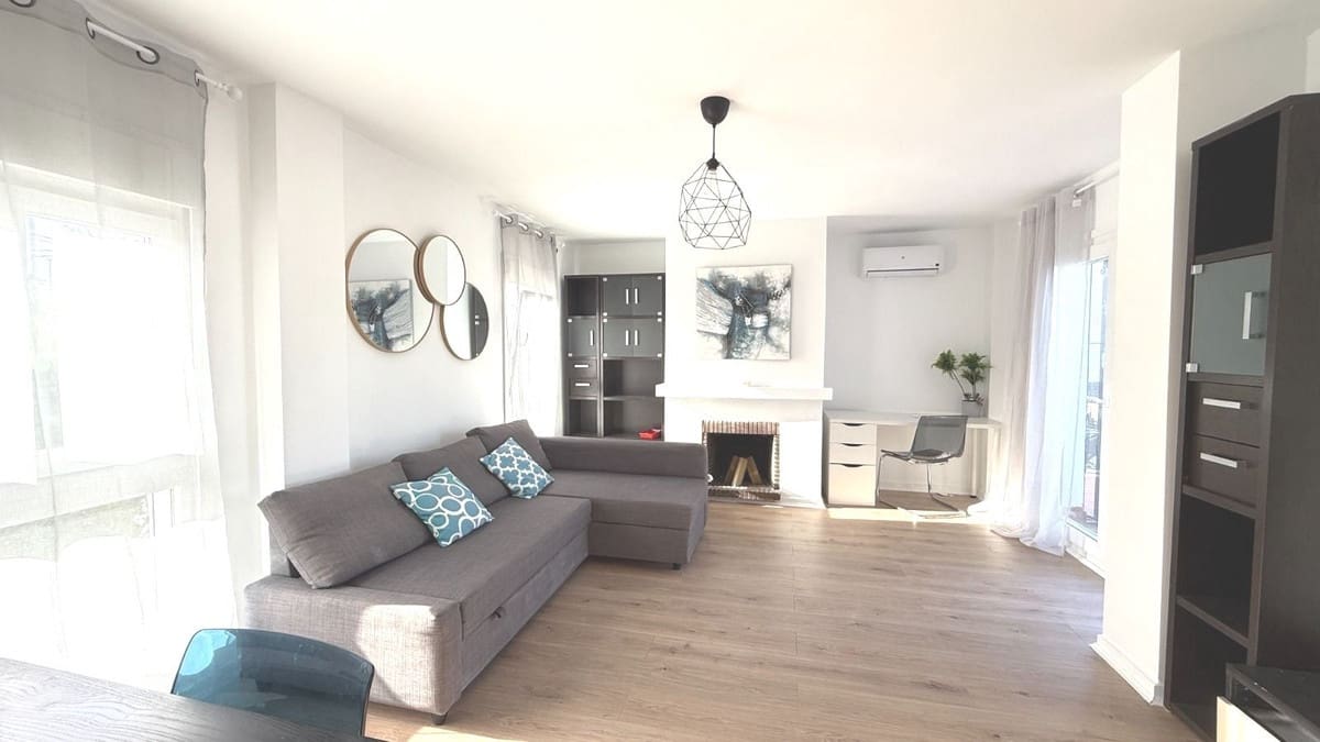 3 sypialnia Apartament na sprzedaż w Elviria z basenem - 400 000 € (Ref: 9806319)