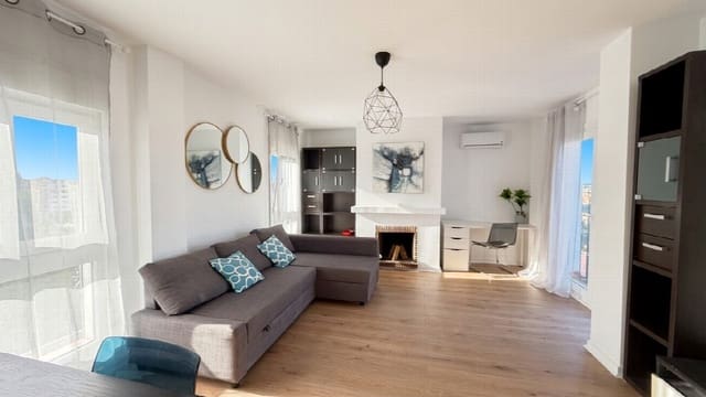 3 sypialnia Apartament na sprzedaż w Casco Antiguo, Marbella z basenem - 400 000 € (Ref: 9806320)