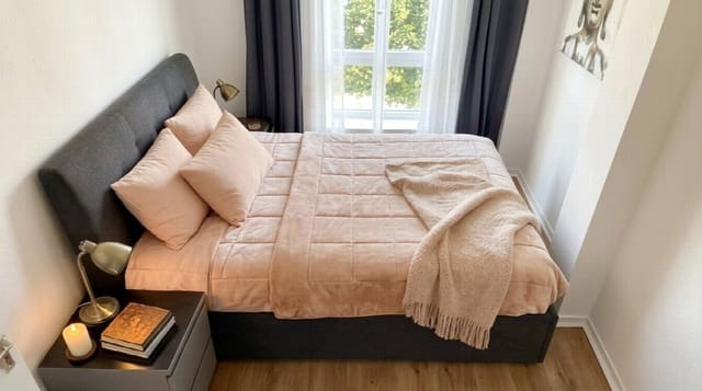 3 sypialnia Apartament na sprzedaż w Casco Antiguo, Marbella z basenem - 400 000 € (Ref: 9806320)