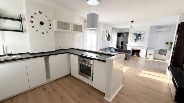 3 sypialnia Apartament na sprzedaż w Casco Antiguo, Marbella z basenem - 400 000 € (Ref: 9806320)