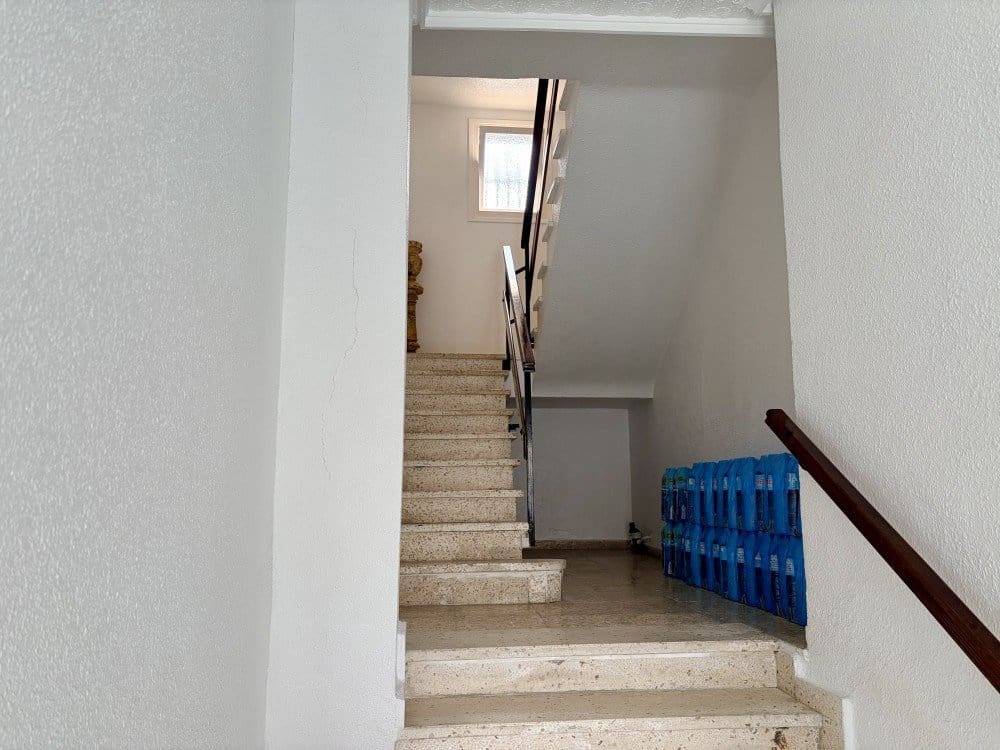 6 bedroom Townhouse for sale in Torrevieja - € 600,000 (Ref: 9806324)
