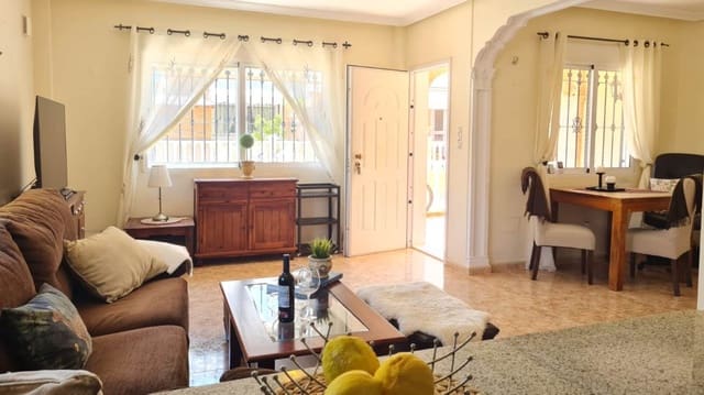 3 chambre Villa/Maison à vendre à Villamartin, Orihuela avec piscine garage - 255 000 € (Ref: 9806328)