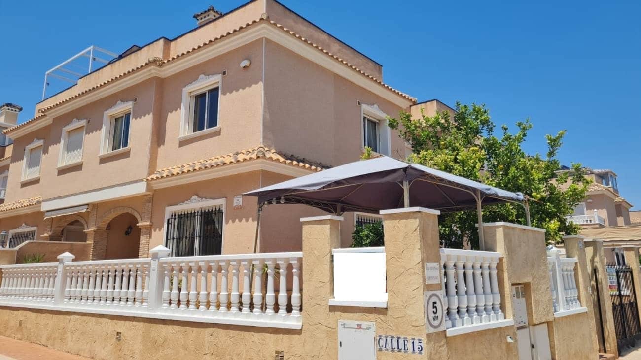 3 chambre Villa/Maison à vendre à Villamartin avec piscine garage - 255 000 € (Ref: 9806328)