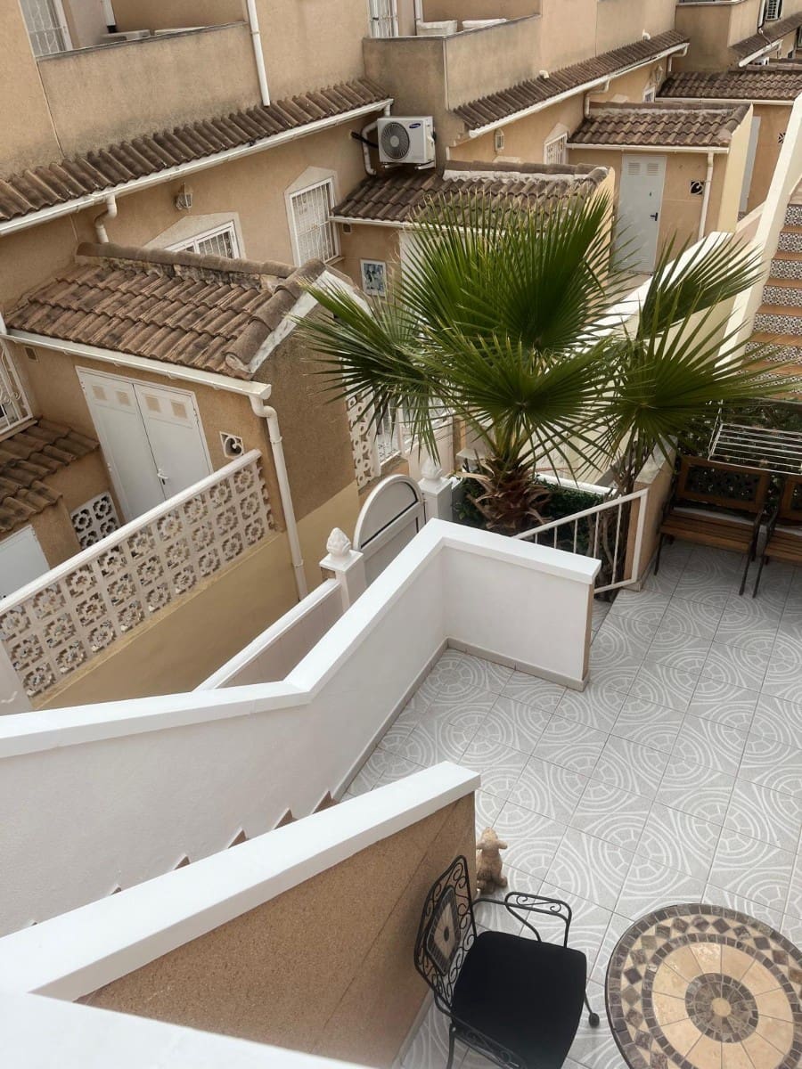 Casa de 2 habitaciones en Ciudad Quesada en venta - 198.000 € (Ref: 9806330)