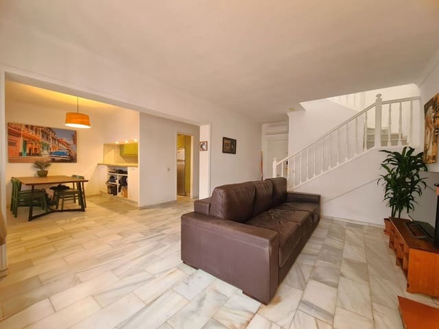 3 sypialnia Willa na sprzedaż w La Duquesa / Puerto de la Duquesa, Manilva - 399 000 € (Ref: 9806336)