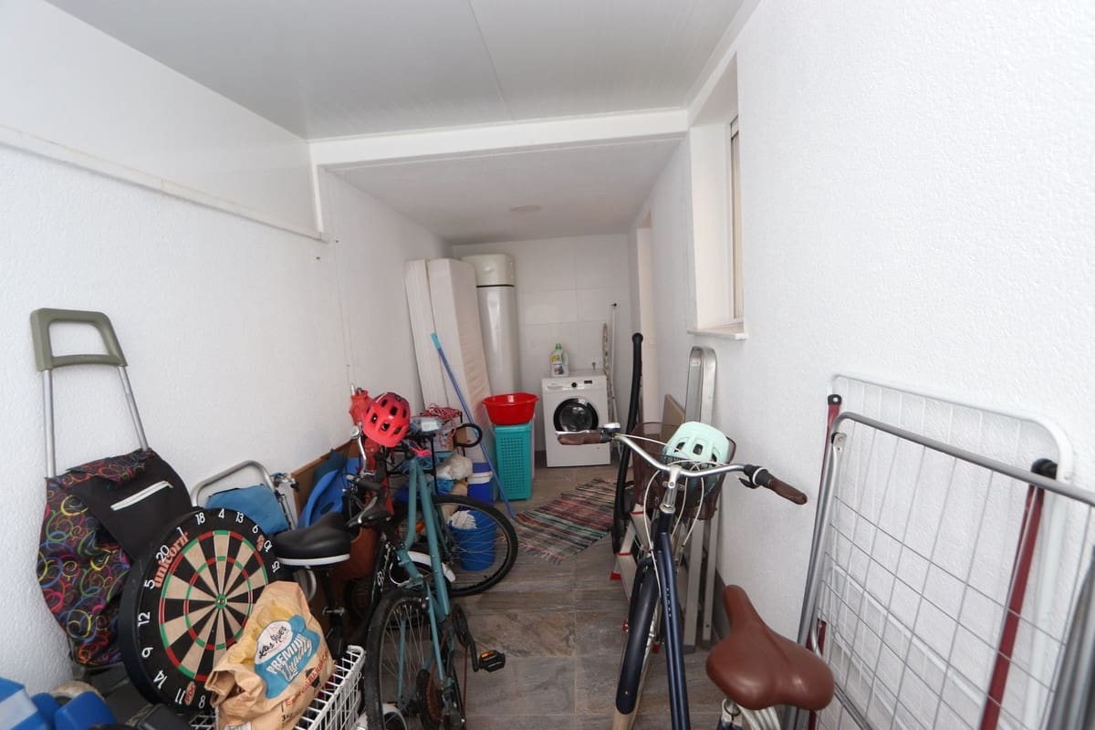 Chalet de 3 habitaciones en San Pedro del Pinatar en venta con piscina garaje - 370.000 € (Ref: 9806338)