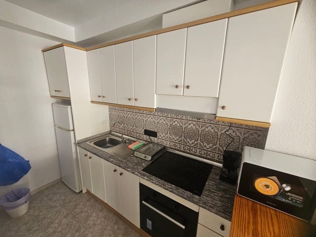 Apartamento de 2 habitaciones en Playa Flamenca, Orihuela en venta - 184.998 € (Ref: 9807990)