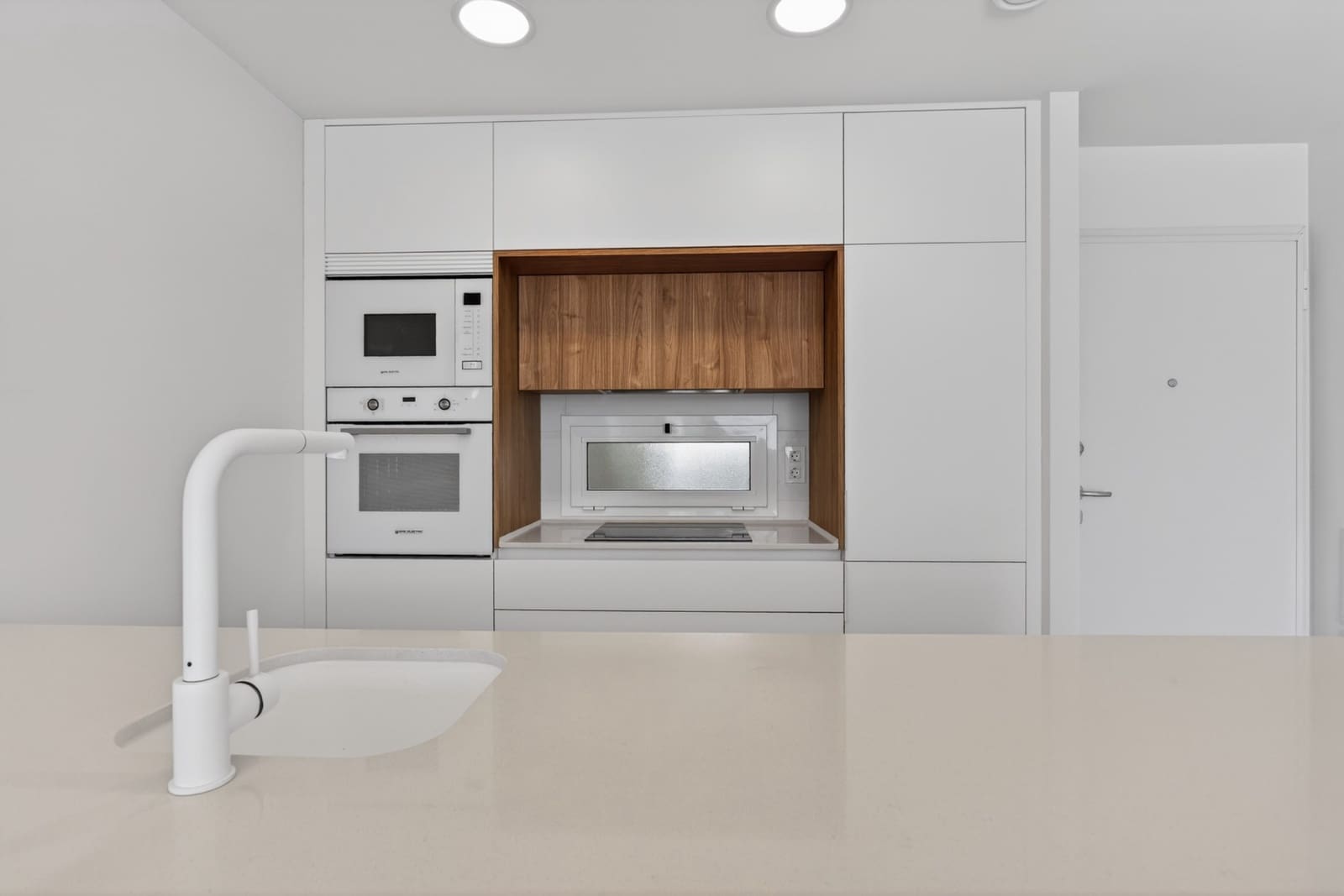 Apartamento de 2 habitaciones en Guardamar del Segura en venta - 325.000 € (Ref: 9811441)