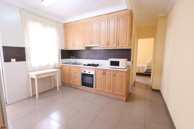 3 soveværelse Lejlighed til salg i Centro - Muelle Pesquero, Torrevieja - € 165.000 (Ref: 9811446)