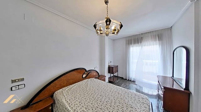 4 slaapkamer Appartement te koop in Pilar de la Horadada ciudad, Pilar de la Horadada - € 199.900 (Ref: 9811447)