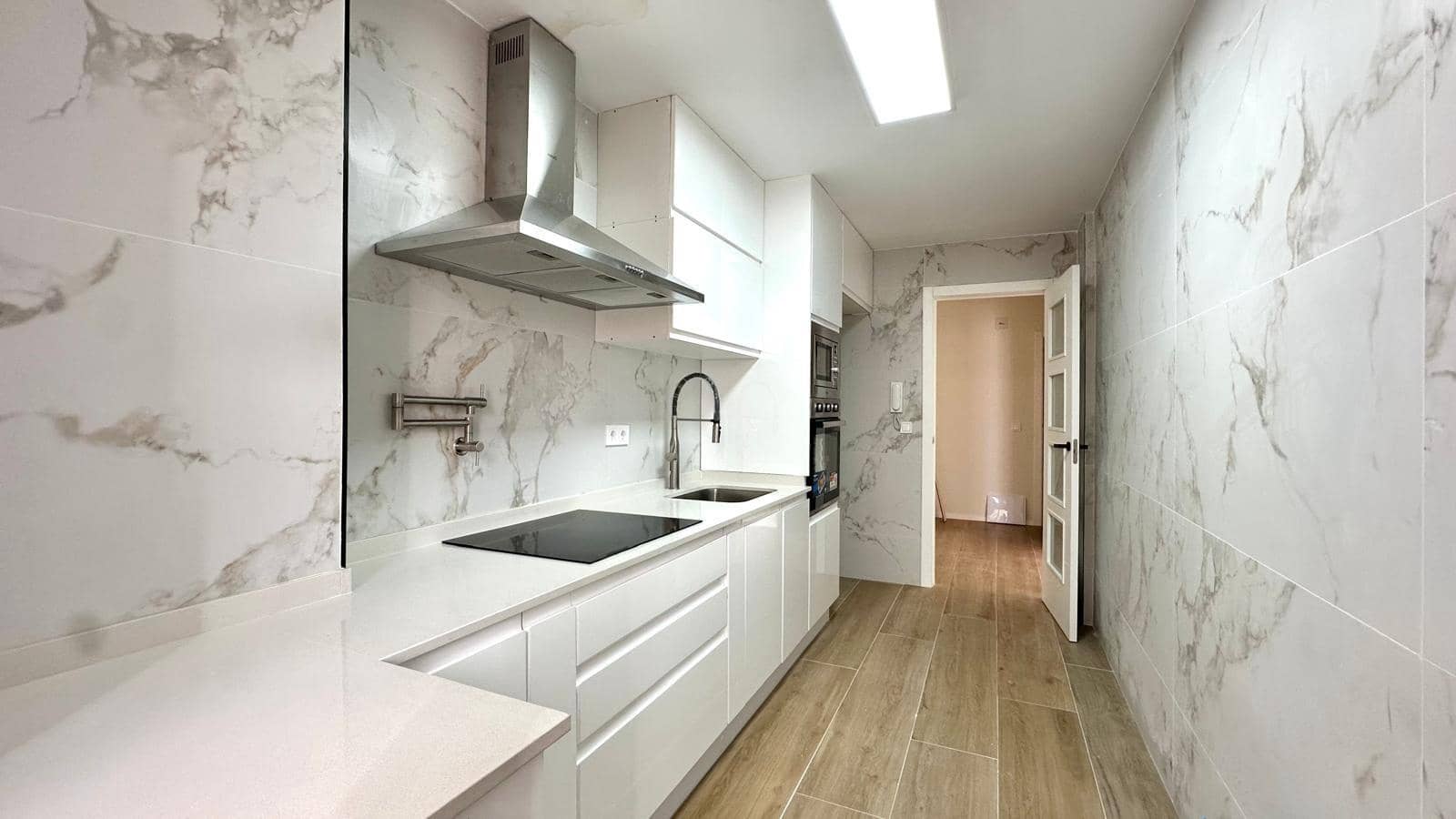 3 quarto Apartamento para venda em Torrevieja - 179 900 € (Ref: 9813270)