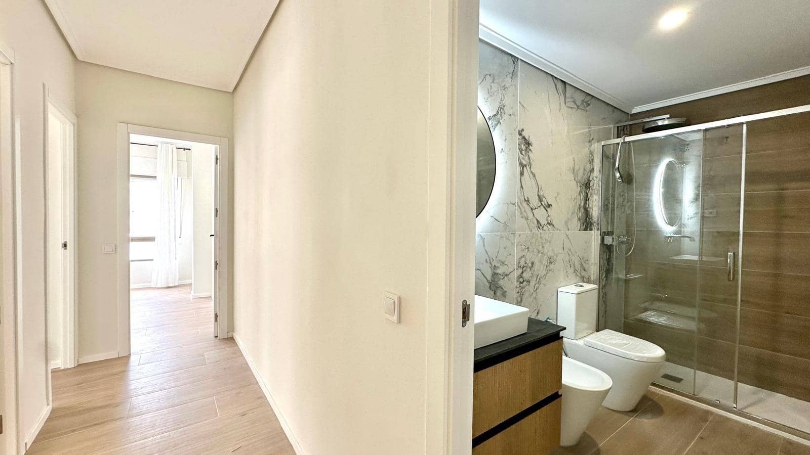 3 quarto Apartamento para venda em Torrevieja - 179 900 € (Ref: 9813270)