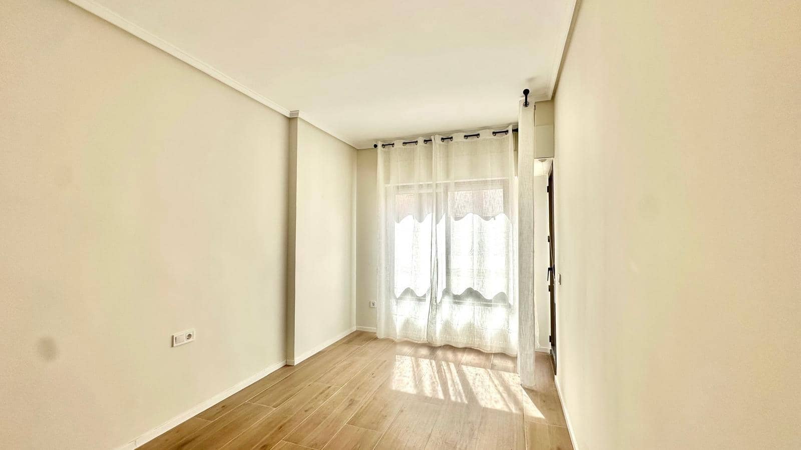 3 quarto Apartamento para venda em Torrevieja - 179 900 € (Ref: 9813270)