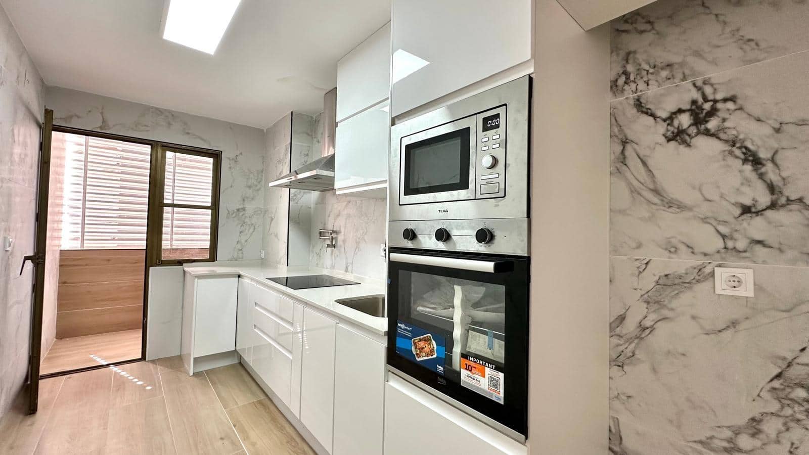 3 quarto Apartamento para venda em Torrevieja - 179 900 € (Ref: 9813270)