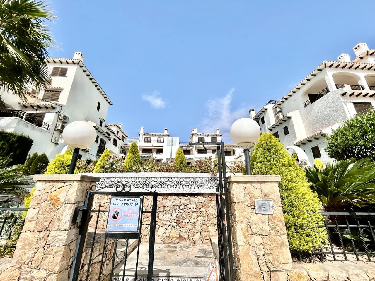 2 slaapkamer Appartement te koop in Cabo Roig met garage - € 205.000 (Ref: 9814355)