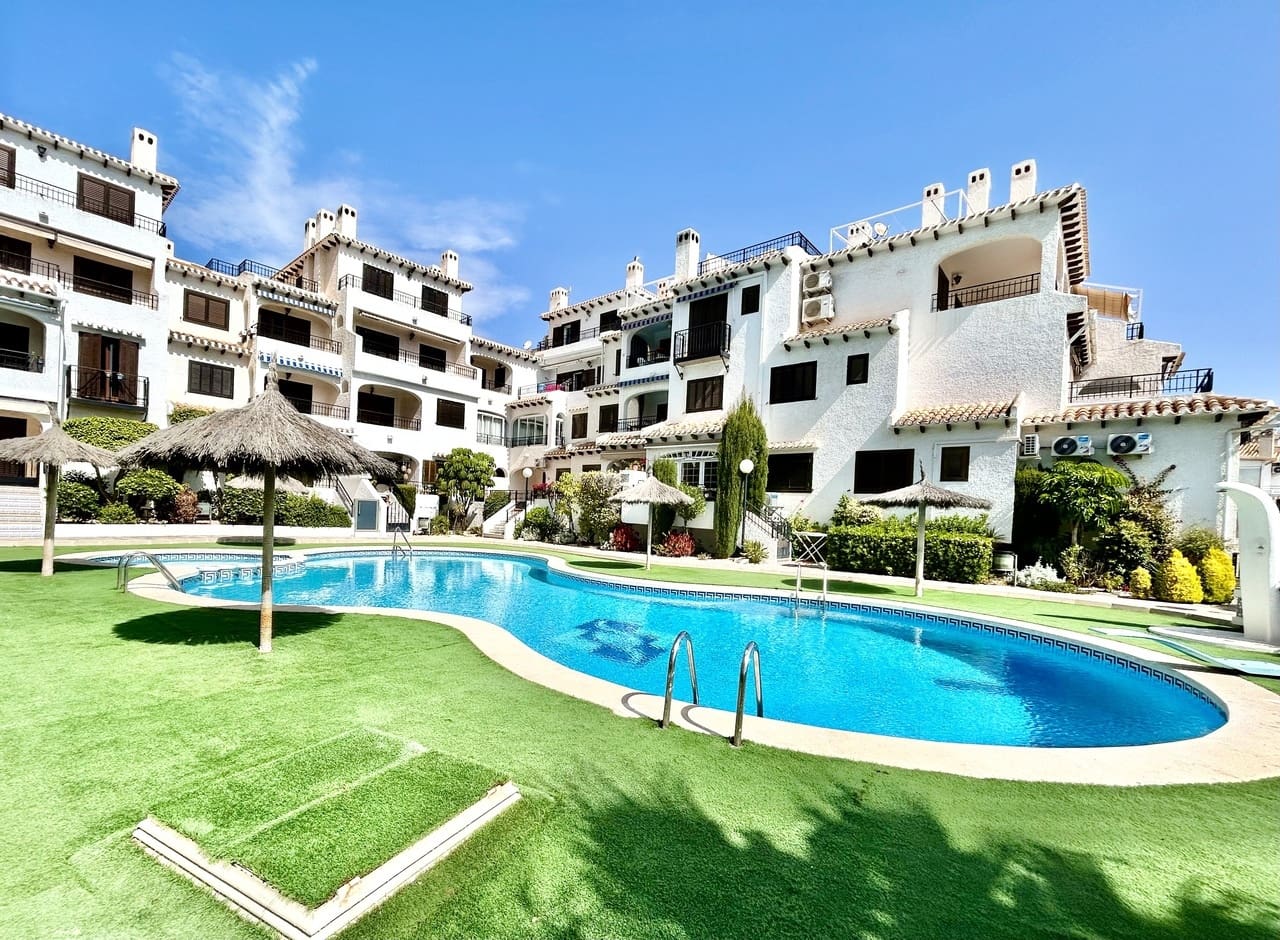 2 slaapkamer Appartement te koop in Cabo Roig met garage - € 205.000 (Ref: 9814355)
