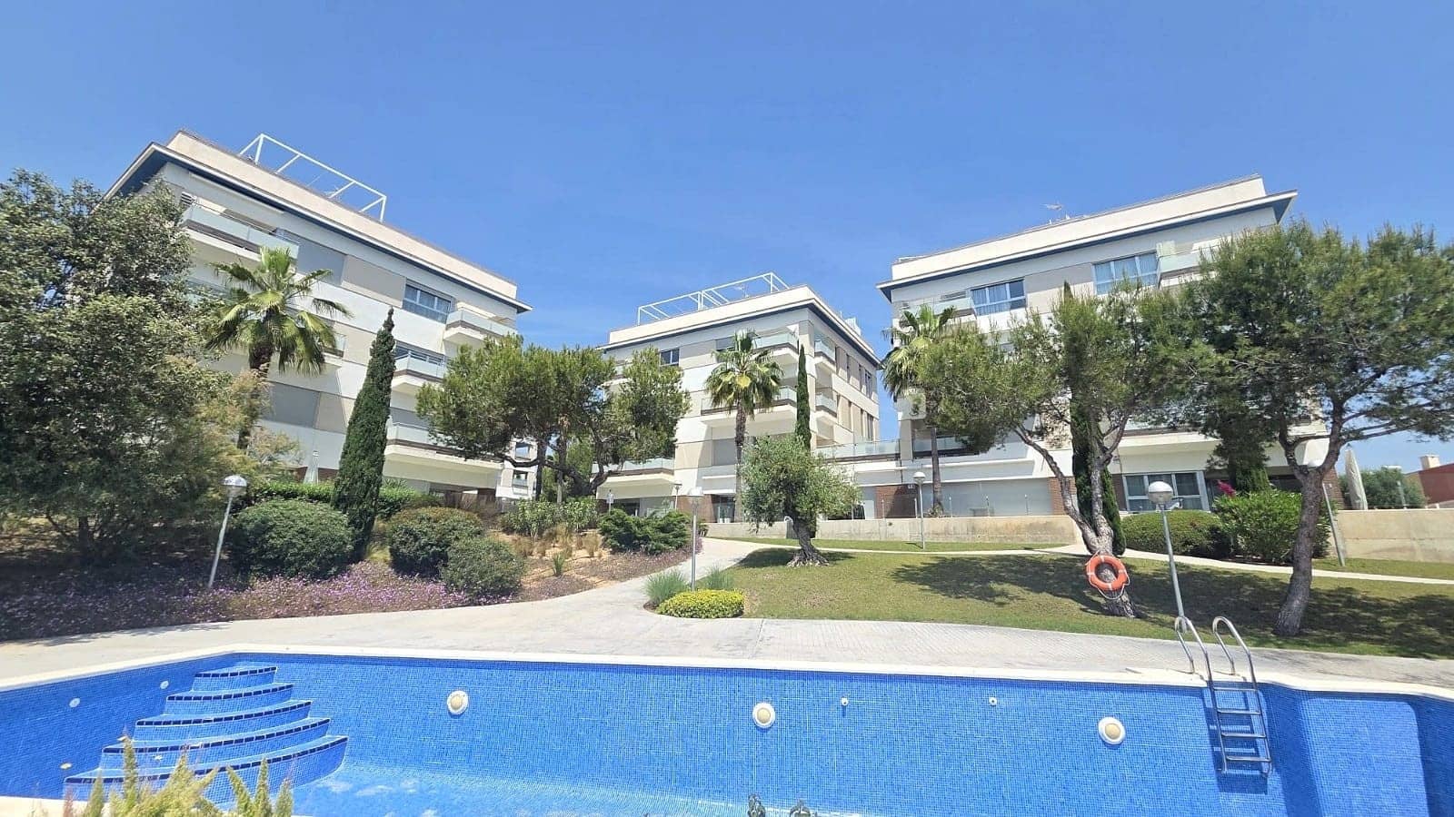3 Zimmer Apartment zu verkaufen in Villamartin mit Pool Garage - 299.900 € (Ref: 9815770)
