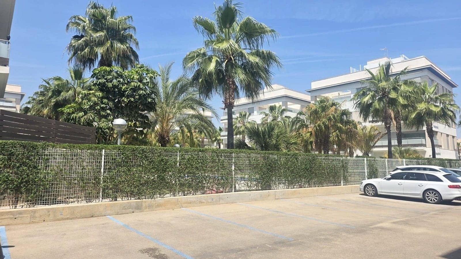 3 Zimmer Apartment zu verkaufen in Villamartin mit Pool Garage - 299.900 € (Ref: 9815770)