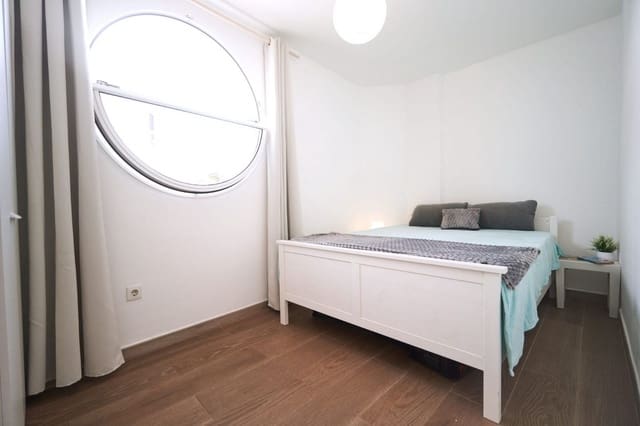 3 soveværelse Lejlighed til salg i Corralejo, La Oliva - € 239.900 (Ref: 9817934)