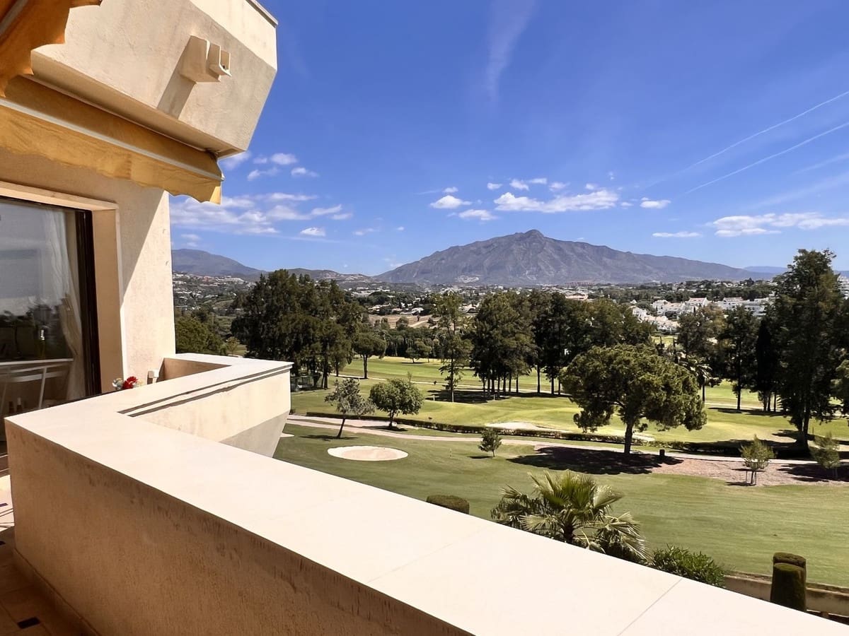Chalet de 1 habitación en Ciudad Quesada en venta con piscina garaje - 230.000 € (Ref: 9817935)