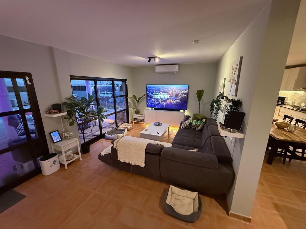 3 bedroom Finca/Country House for sale in Triquivijate with pool garage - € 469,000 (Ref: 9817944)